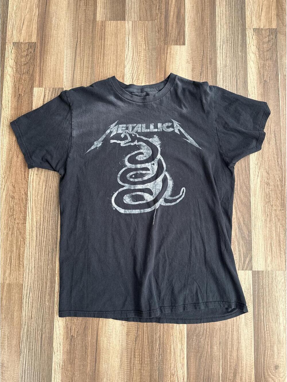 Metallica Vintage Black Graphic Band T-Shirt Size Large 100% Cotton